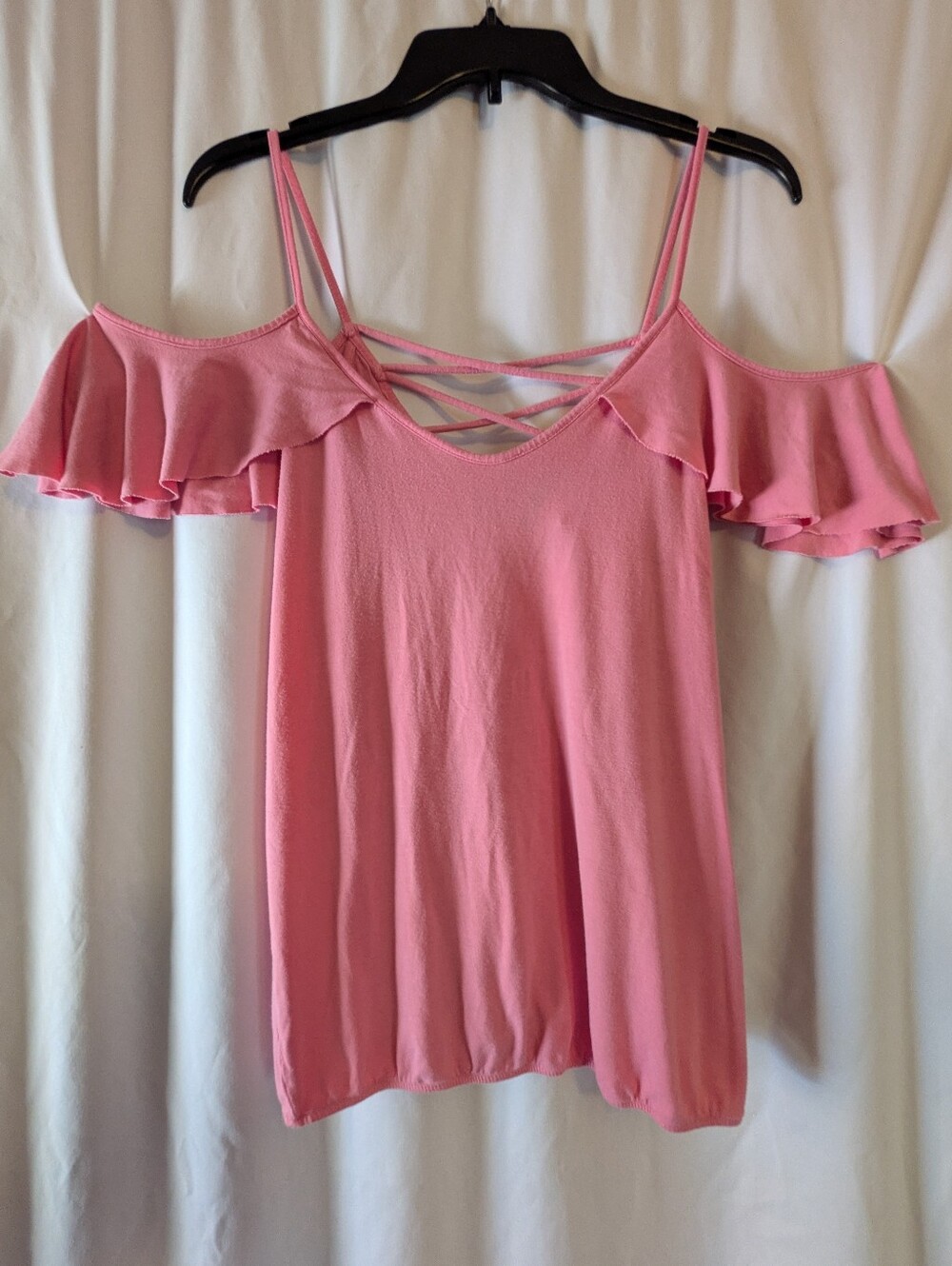 Venus Pink Cold-Shoulder Ruffle Top with Strappy V-Neck Sz. M